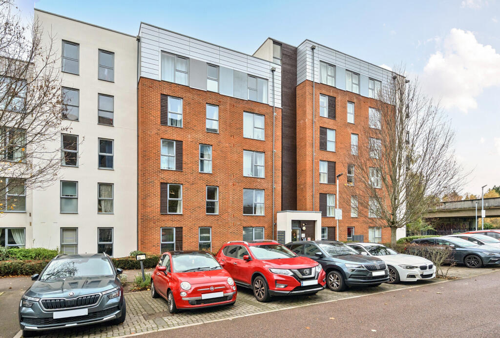 1382675-3-691e07a...