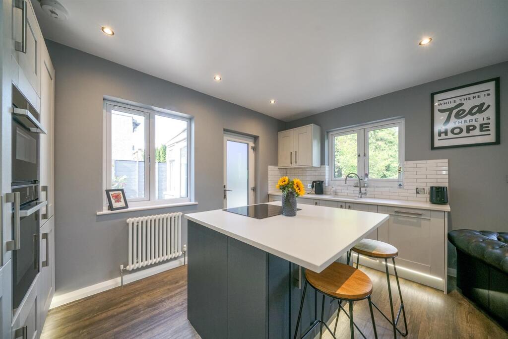 Kitchen/Lounge/Dining Room