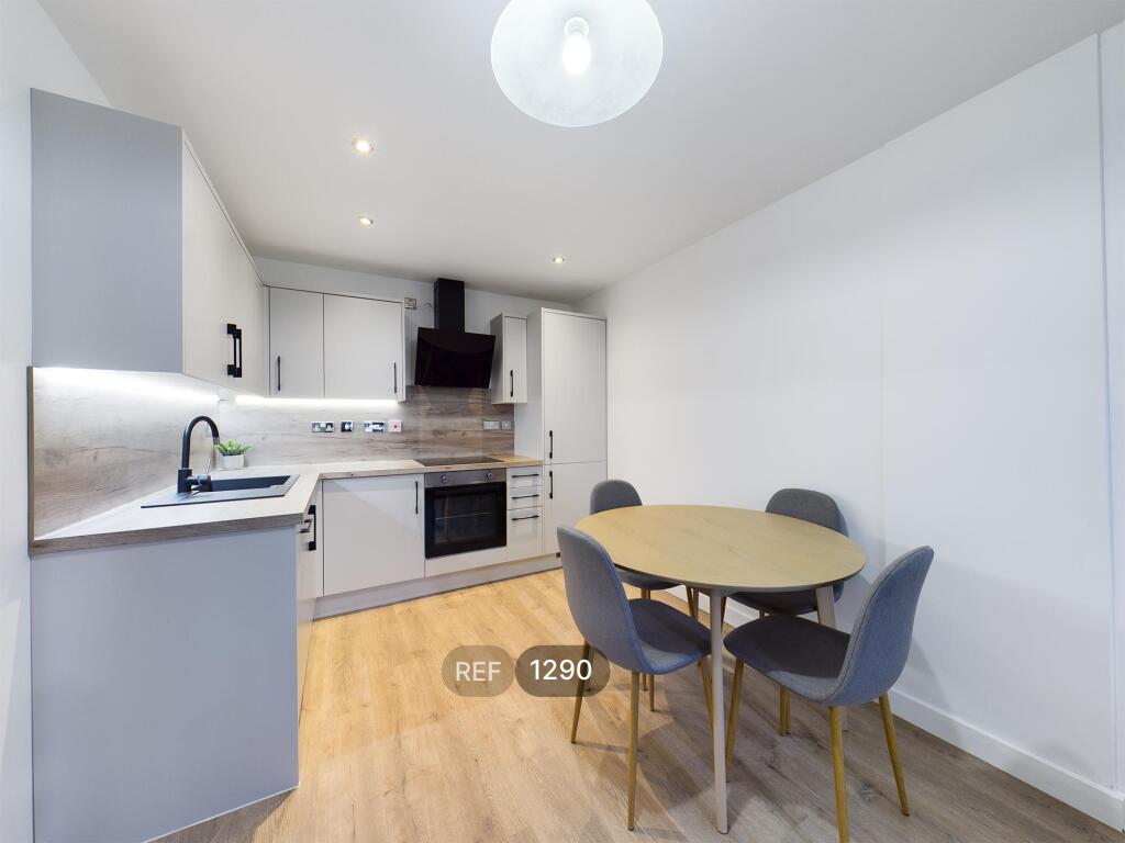 Kitchen / Living area