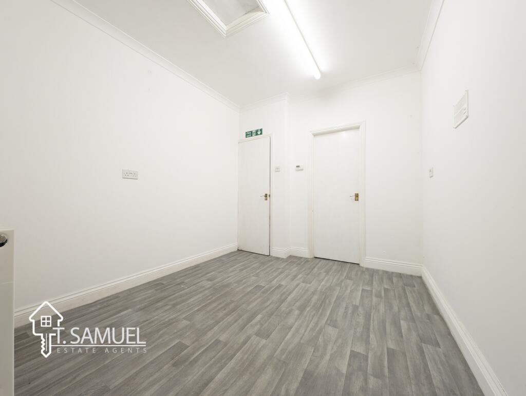 Retail unit 1