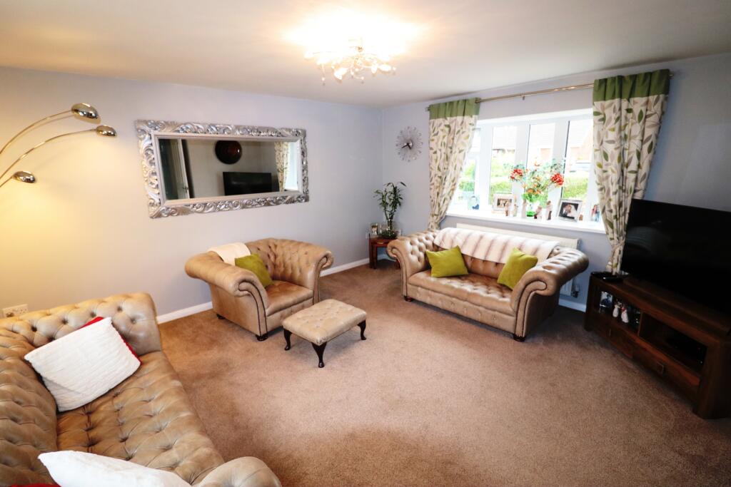 49 Knightscliffe Way