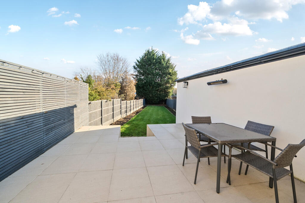 1384020-8-6925878...