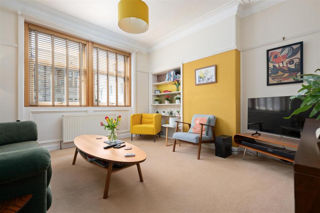 8 South Dewar Street 006.JPG
