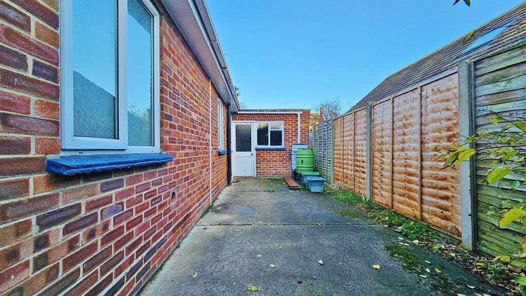 Outside - Rear