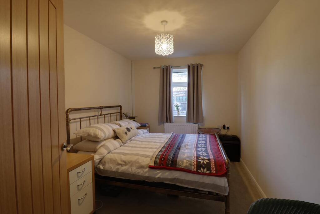 Bed 4