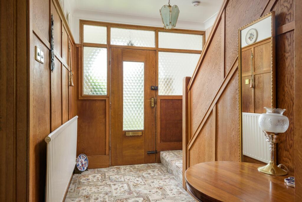 ENTRANCE HALLWAY