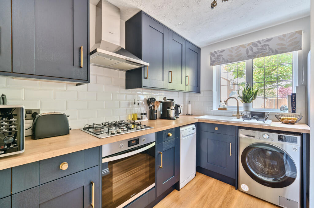 13-681c98cc9a7ce-...