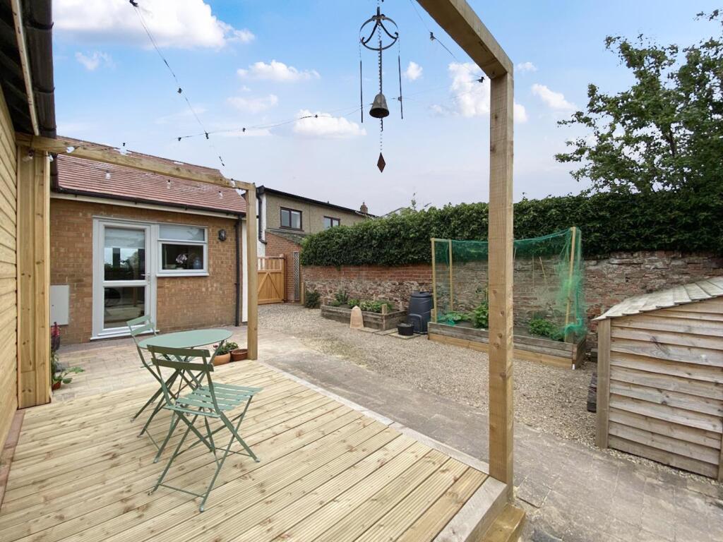 9018372-105981-133982900455969782-763ad177-58b0-35