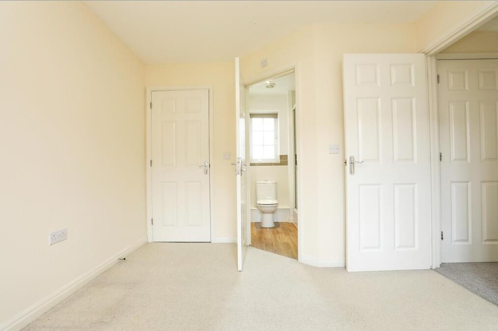 5 Bedroom 1.PNG