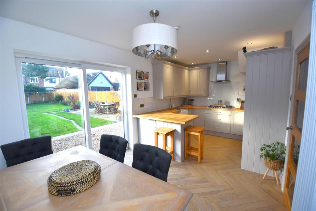 Ashingdon Road, Rochford