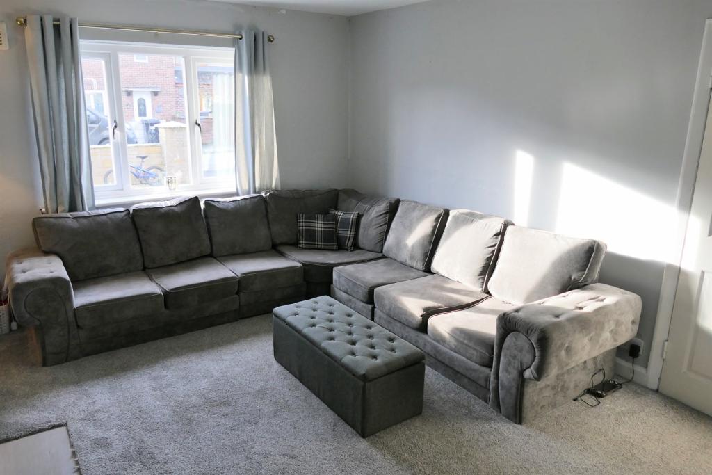 Lounge b