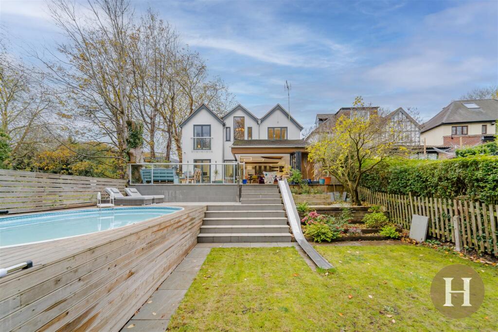 Hadleigh Estate Agents-79.jpg