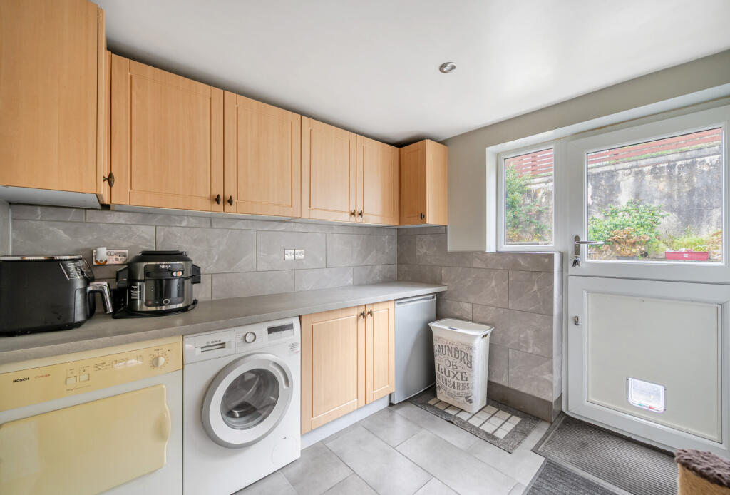 1386200-12-693177...