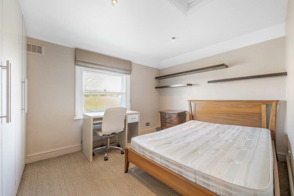Bedroom 3.jpg