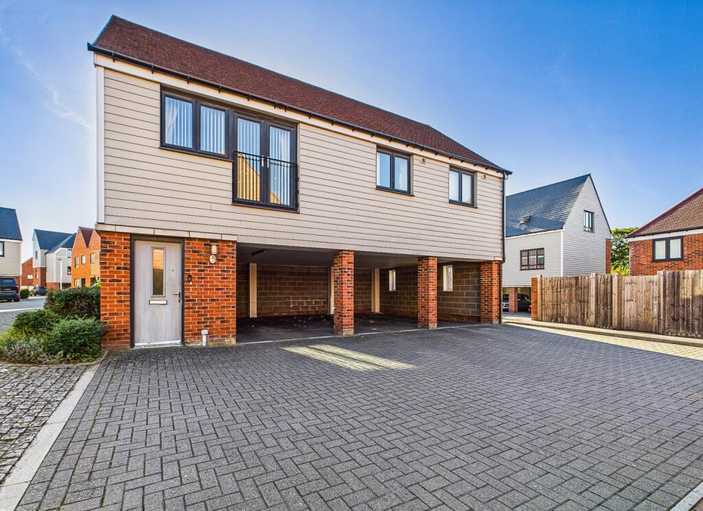 CAM02308G0-PR0221-STILL004-2