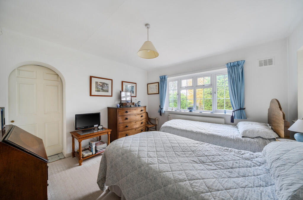 St. Catherines, Woking, Surrey, GU22