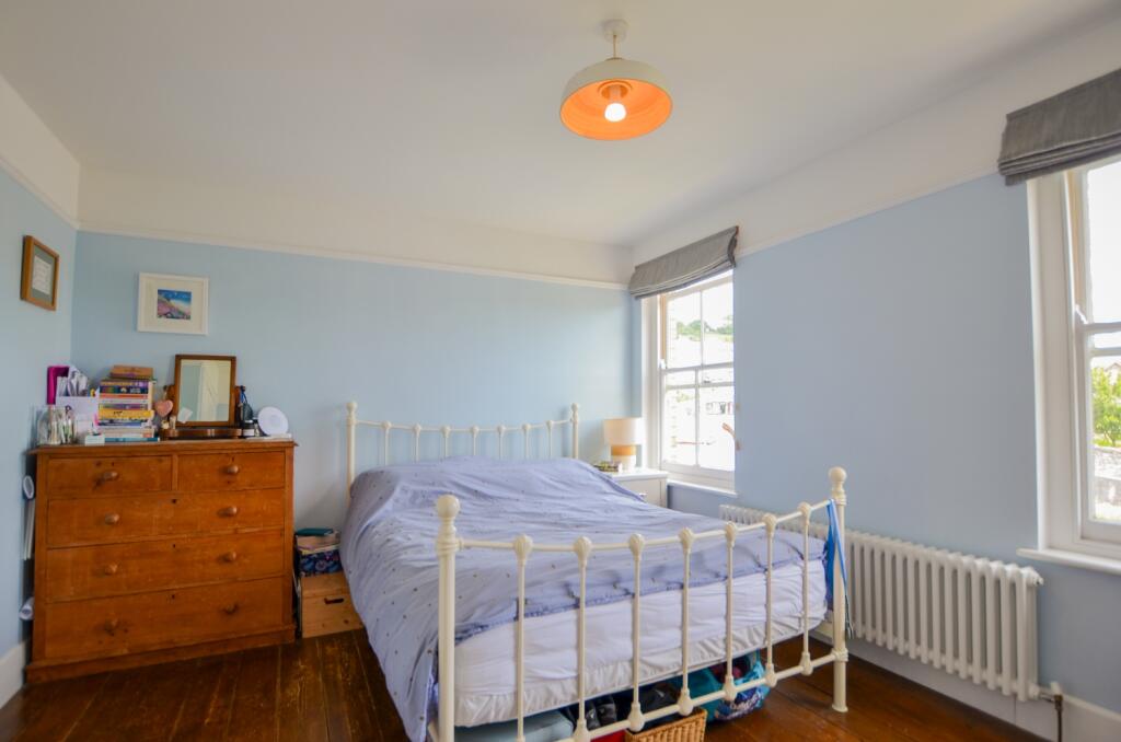 To Book A Viewing Call TPS Lostwithiel on 01208 87