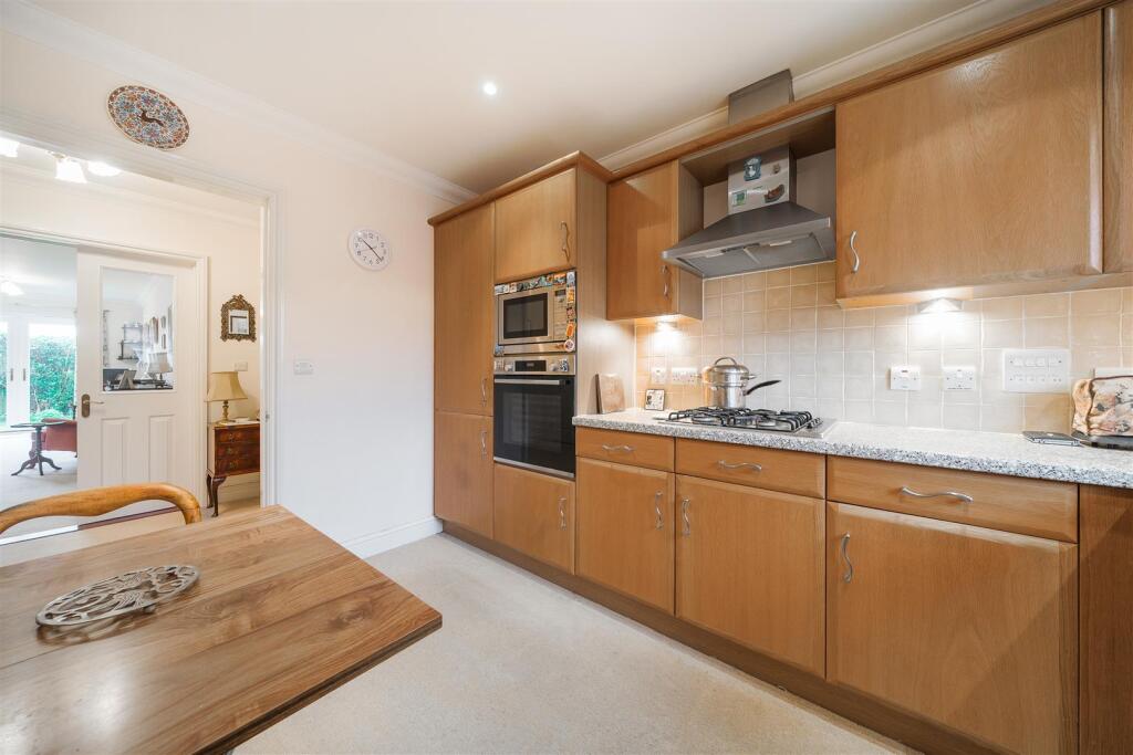 Kitchen/Breakfast Room
