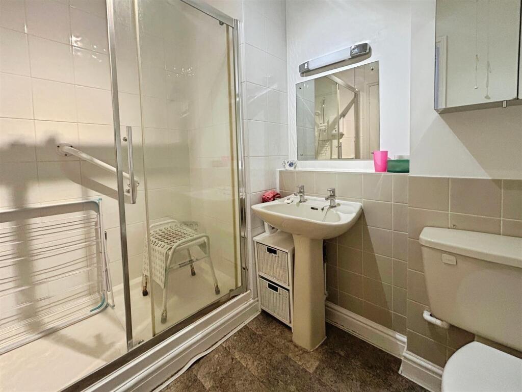 c32933d9-D-4D12-AF0D-1197437915F2-8502-00000587F1E