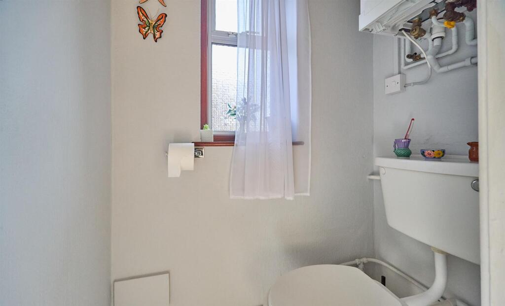 Separate WC