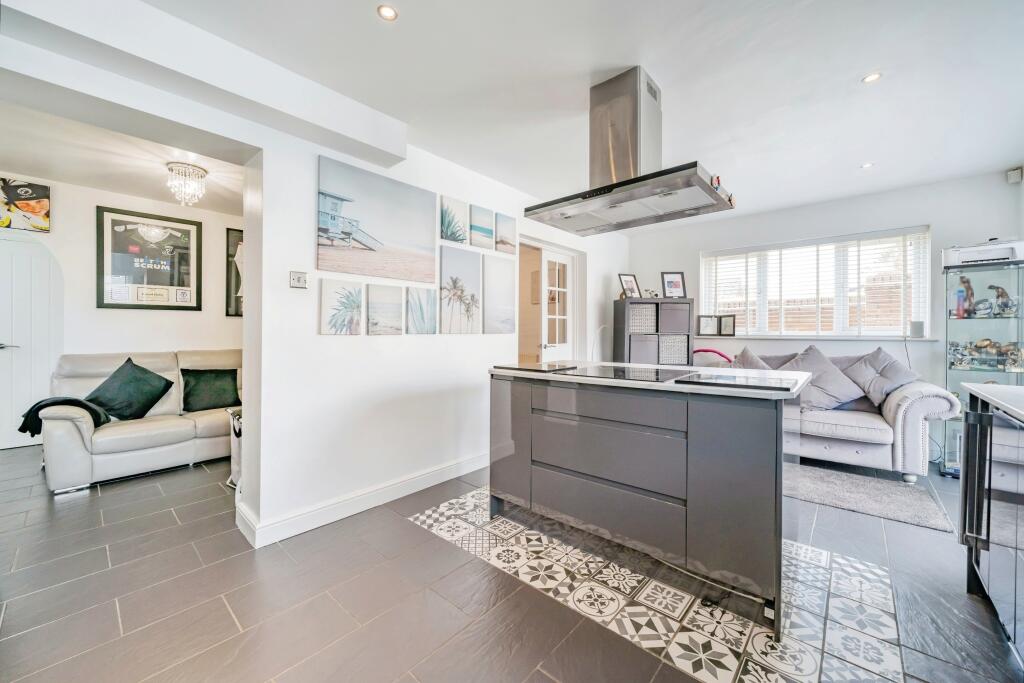9. Kitchen