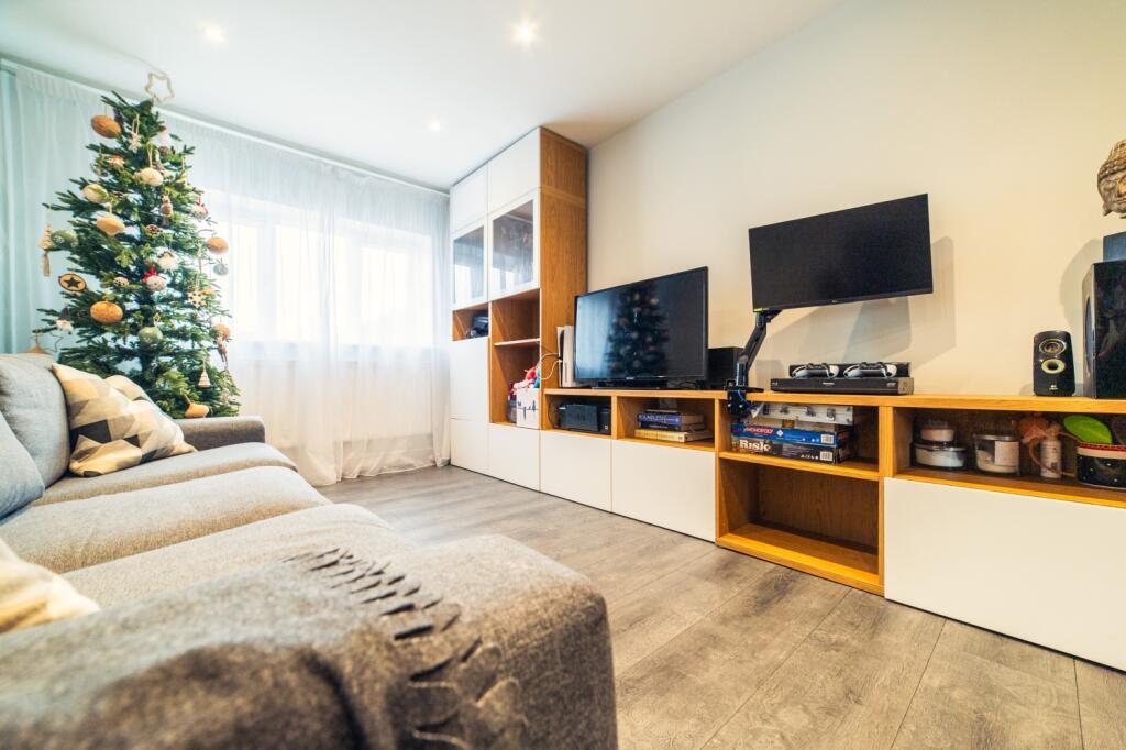 Award-winning Media team on EVERY Listing_10