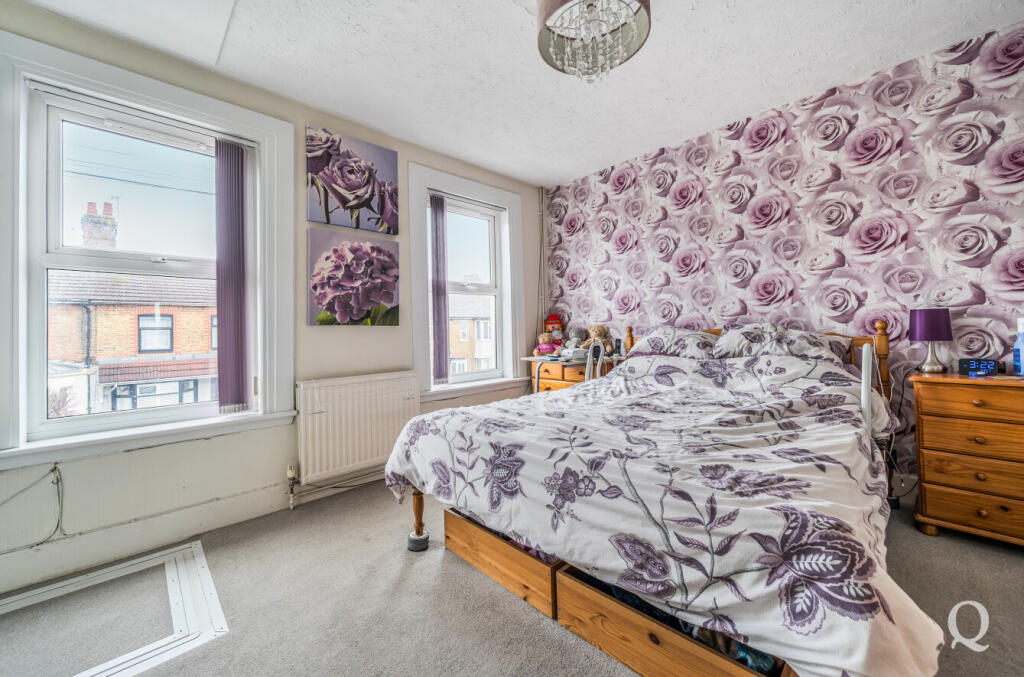 12b40f86-af88-4b4...