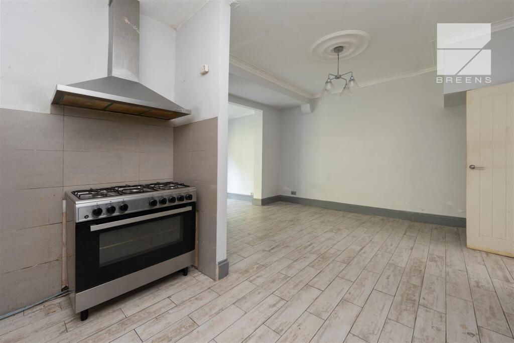 46 Whitehall Gardens_0011.jpg