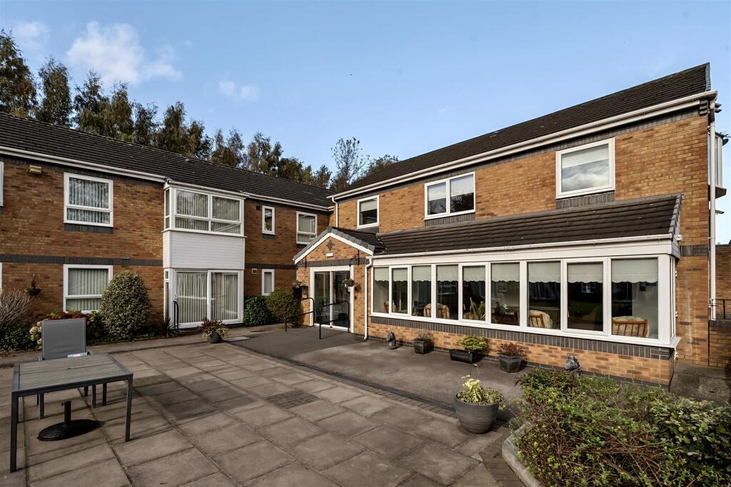 Owners Conservatory.jpg