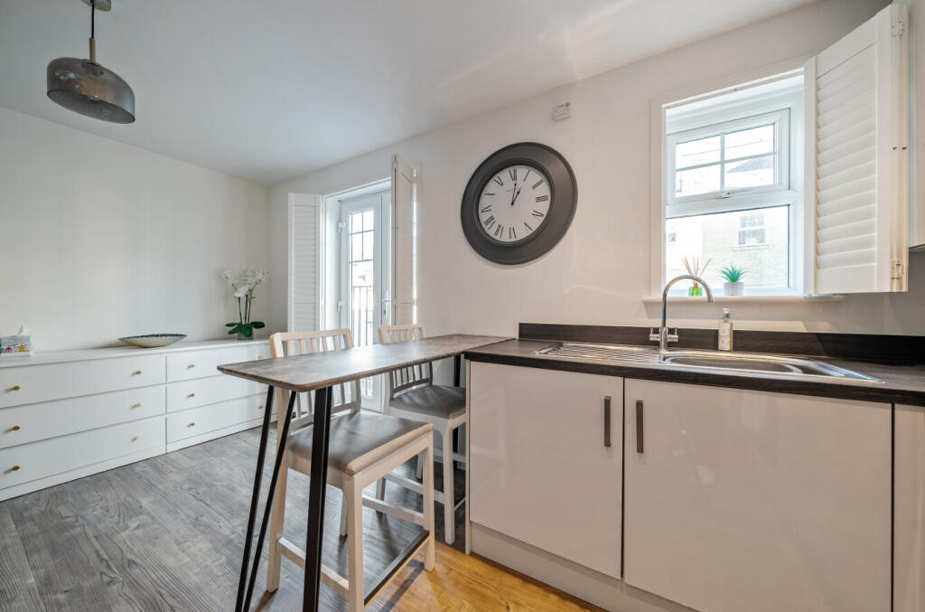 1386607-12-694550...