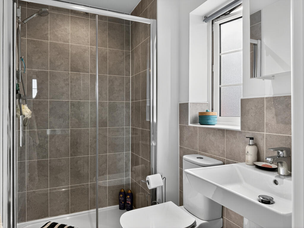 Bedroom One En-Suite