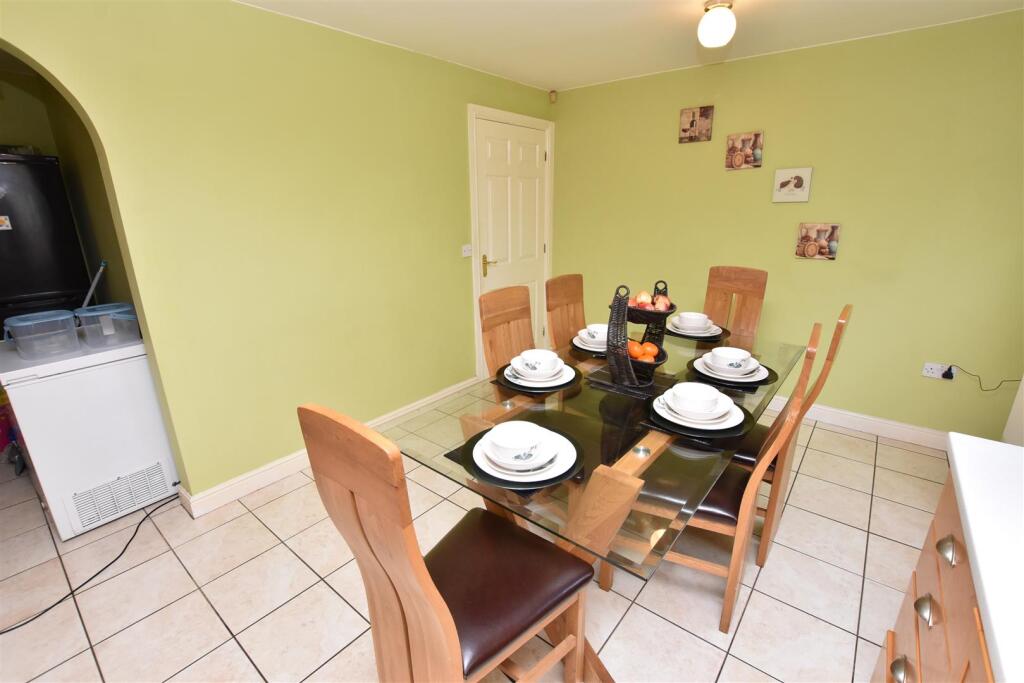 DSC_0607 - Copy (5).JPG