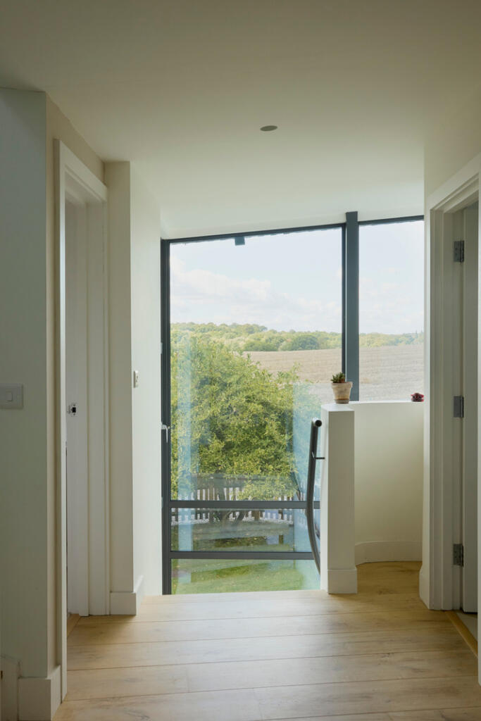 308808 - TMH_FROGS HOLE COTTAGE_46.JPG