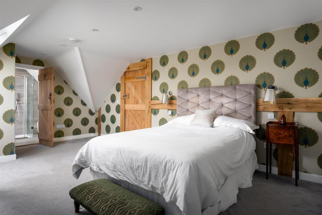 58 - 9-10 Sherborne - GL54 3DU - Web.jpg