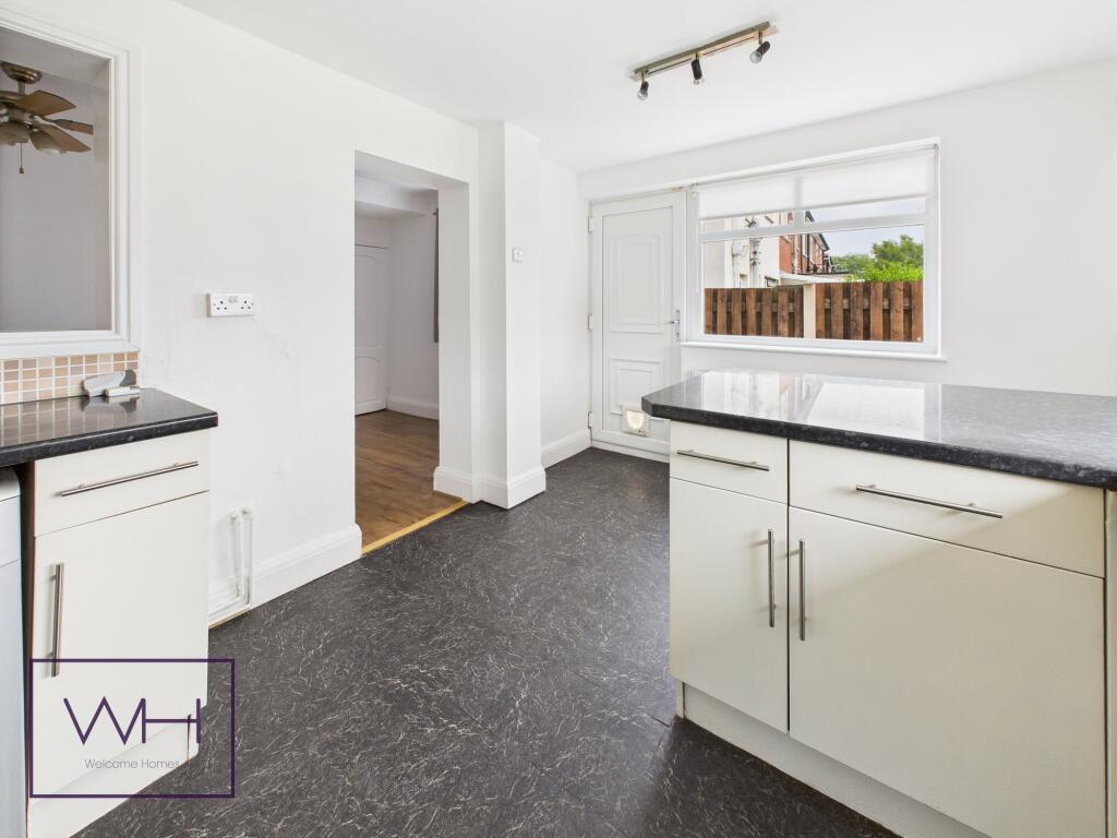 CAM03785G0-PR0269-ST