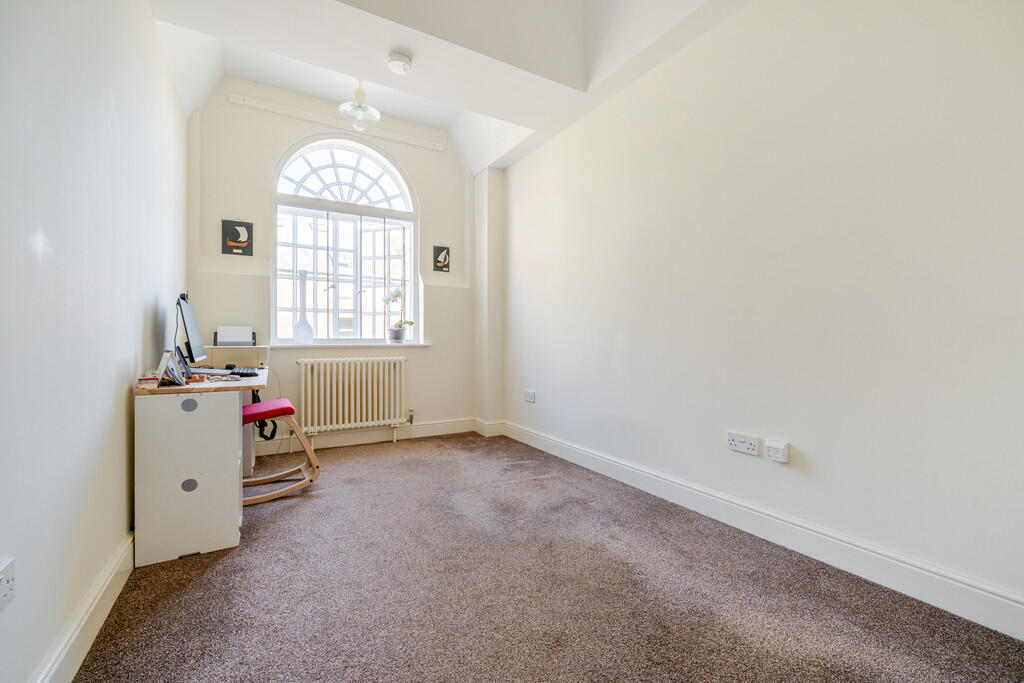 1331358-10-689f16...