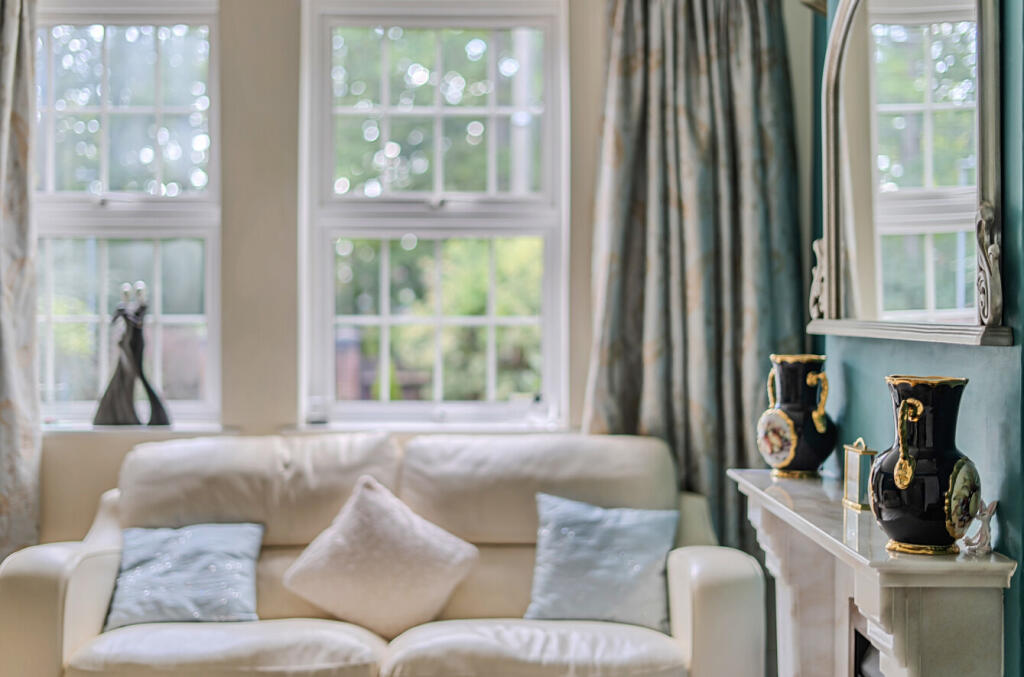 1347591-11-68bef0...