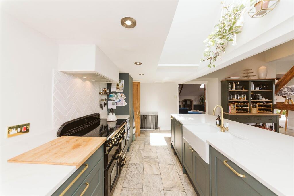 Bannerleigh House (22).jpg