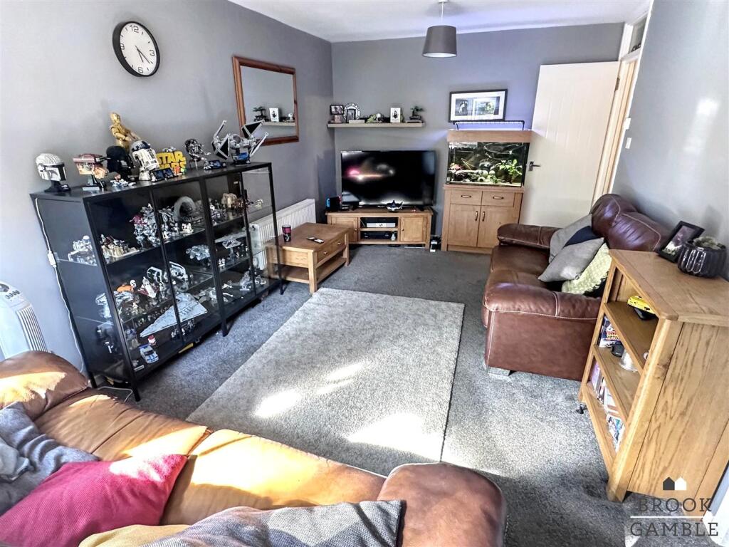 01323 438506