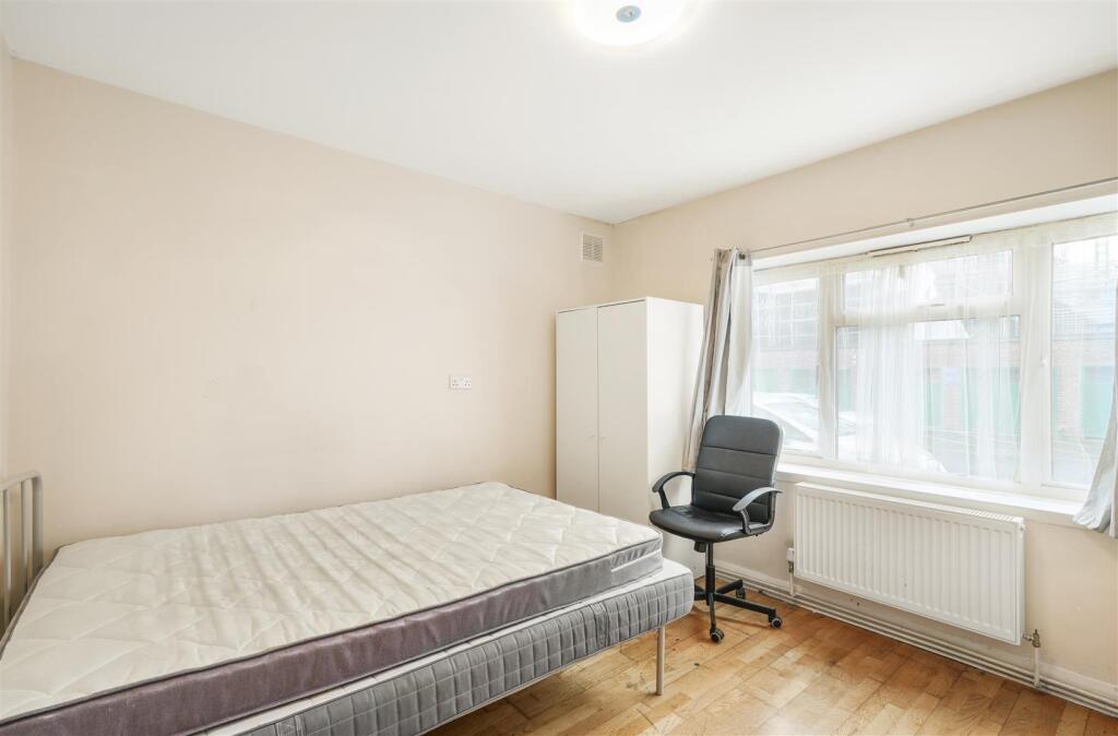 1 Danes Court, North End Road - WzakQjO3MkuiPls08W
