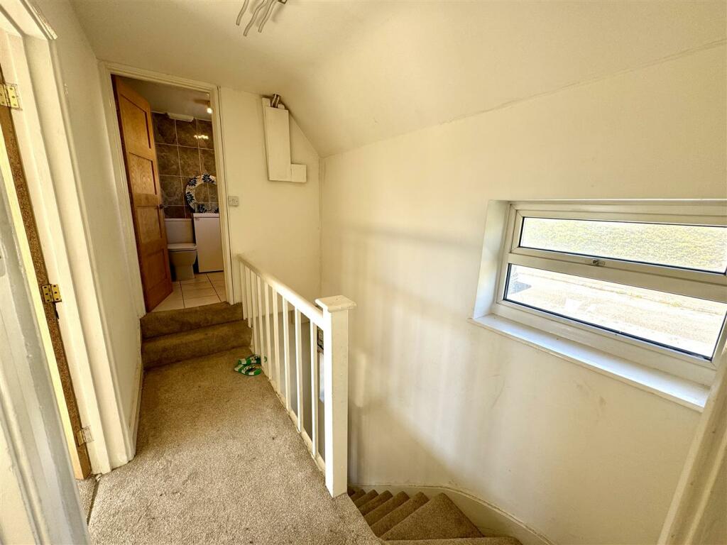 FIRST FLOOR STAIRS AND LANDING