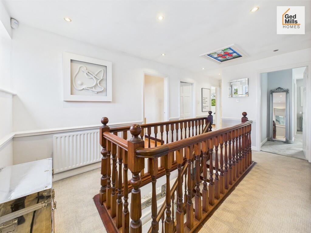 CAM04261G0-PR0054...