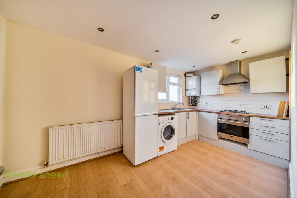 fcc19533-f643-493...