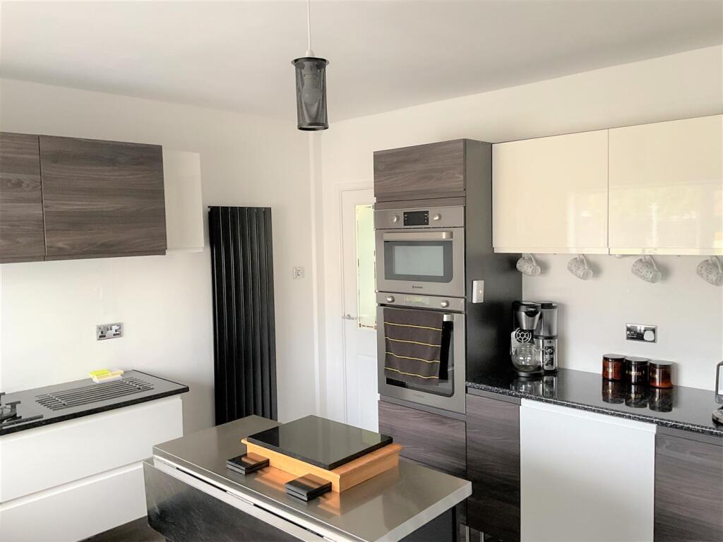 Breakfast Kitchen