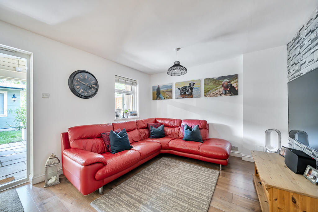 1354999-3-68c9624...