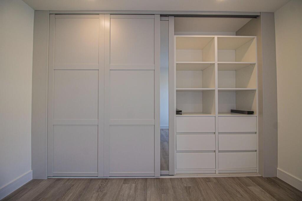 Apartment 1_Saddler's Court [Extensive Built-in Wa