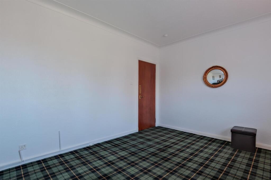 007-45 Station Road Carluke, ML8 5AD.jpg