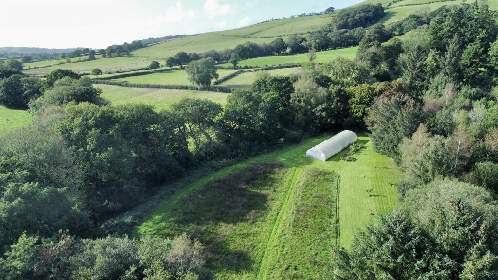 dji_fly_20230929_153856_745_1695998364966_photo_op