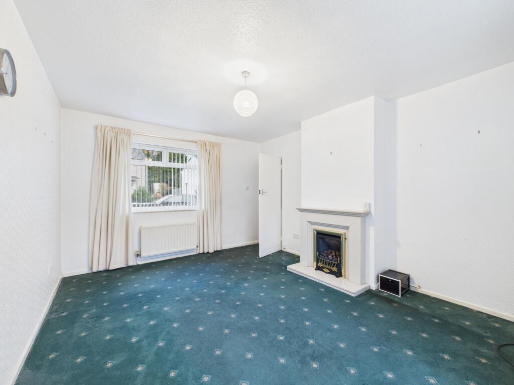 CAM02093G0-PR0065-STILL006