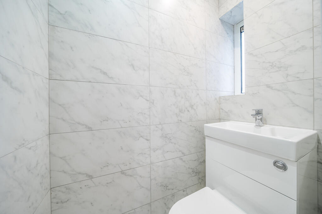 1372080-1-68f79a0...